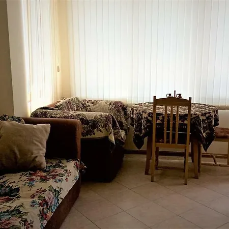 Apartament On Cypress Street *